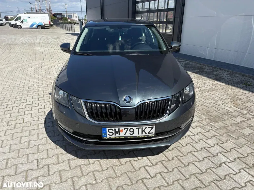 Škoda Octavia III 2.0 TDI DSG Ambition — imagine 4
