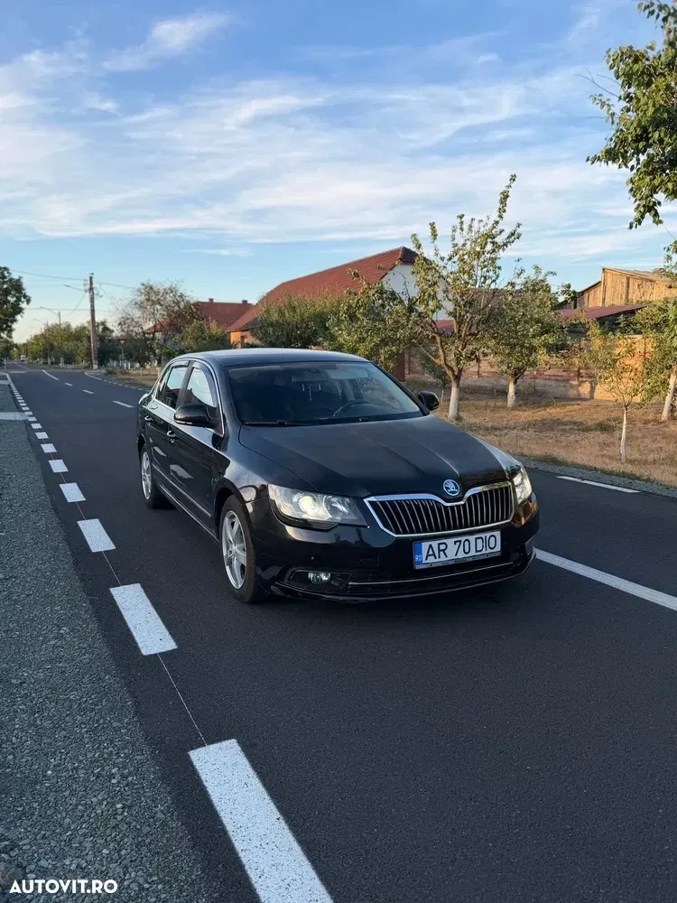 Škoda Superb II 2.0 TDI DSG L&K — imagine 2