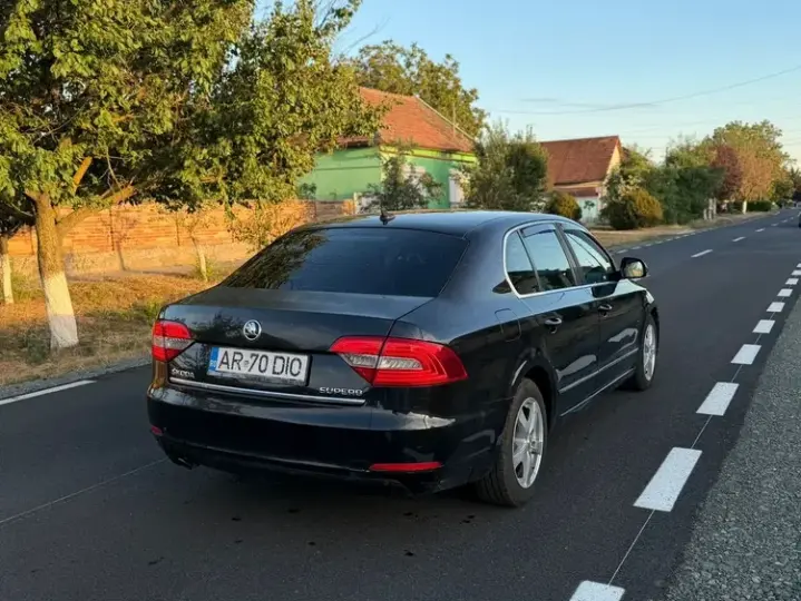 Škoda Superb II 2.0 TDI DSG L&K