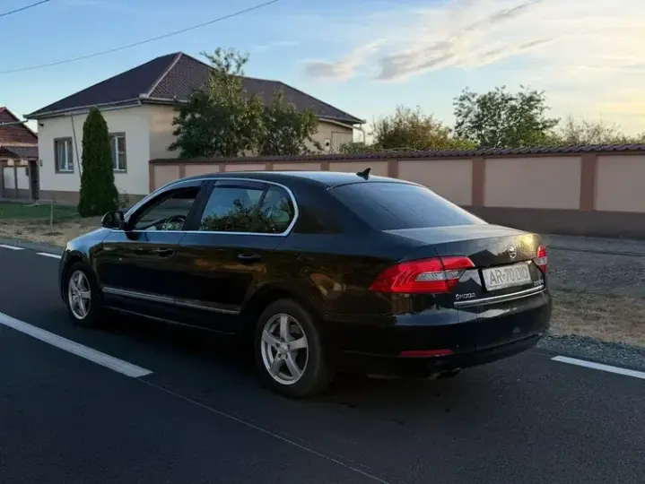 Škoda Superb II 2.0 TDI DSG L&K