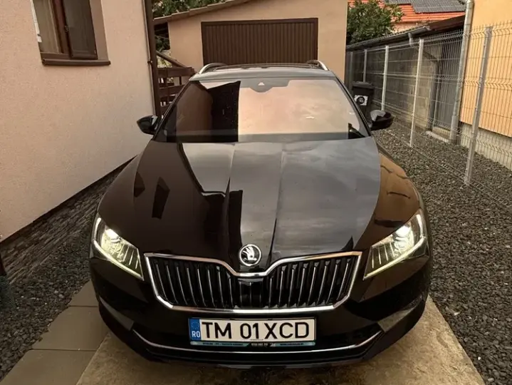 Škoda Superb III 2.0 TSI DSG 4X4 Laurin & Klement