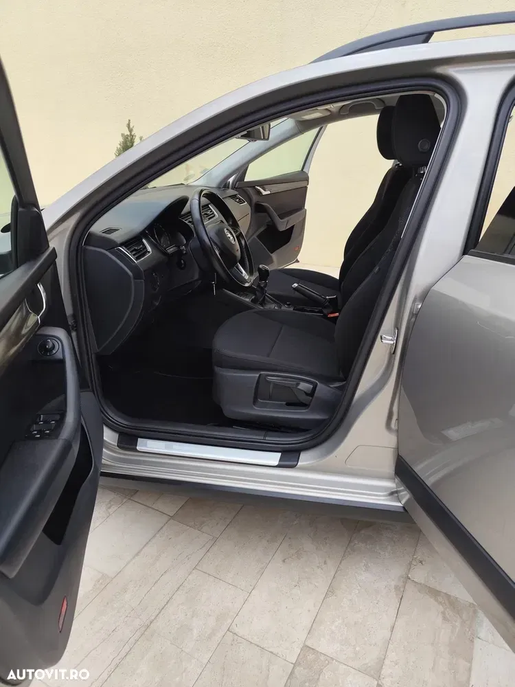 Škoda Octavia — imagine 5