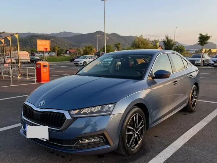 Škoda Octavia IV