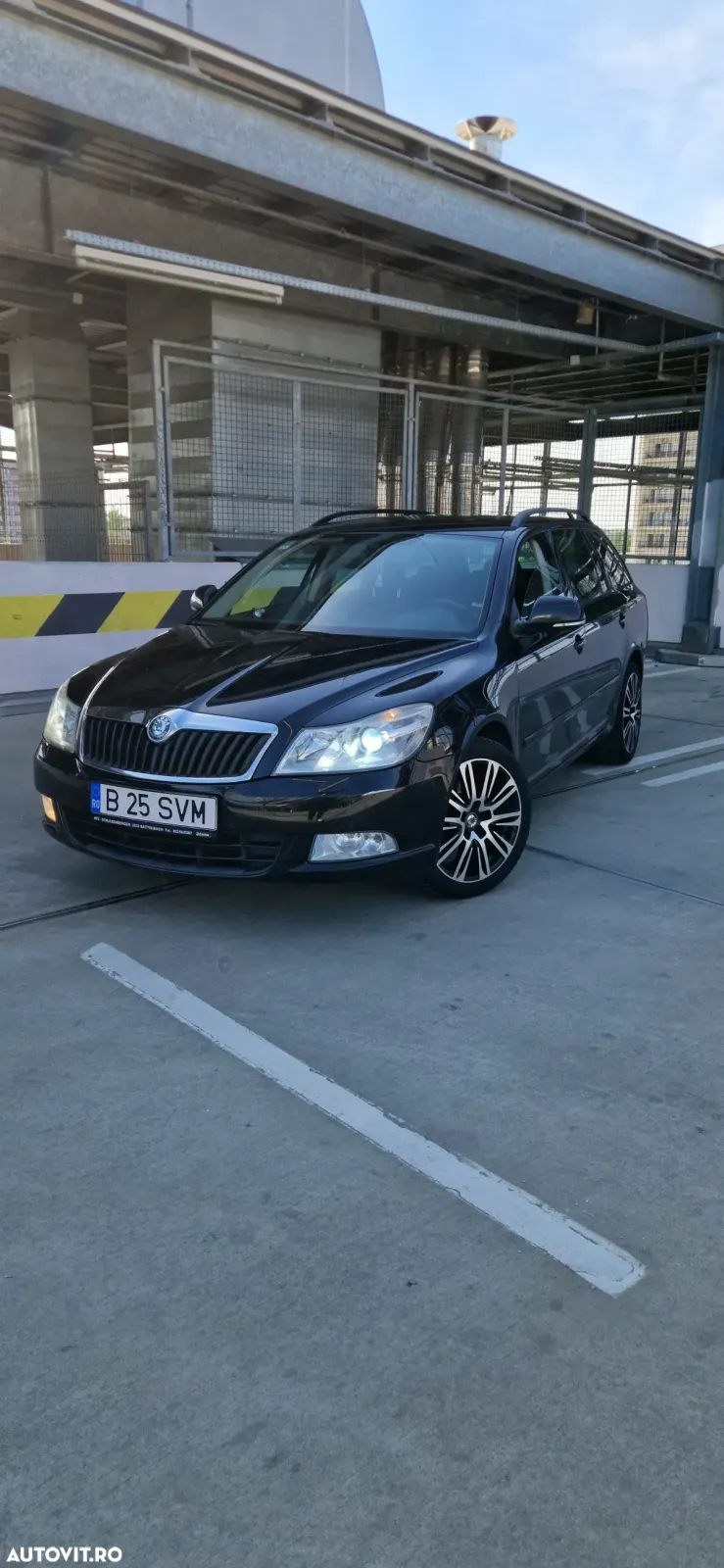 Škoda Octavia II 1.6 TDI ELEGANCE DSG — imagine 3