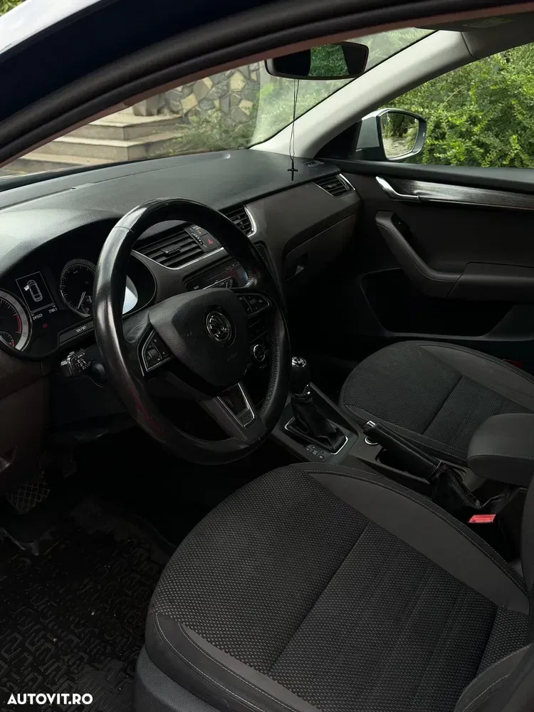 Škoda Octavia III 2.0 TDI 4X4 DSG Scout — imagine 6