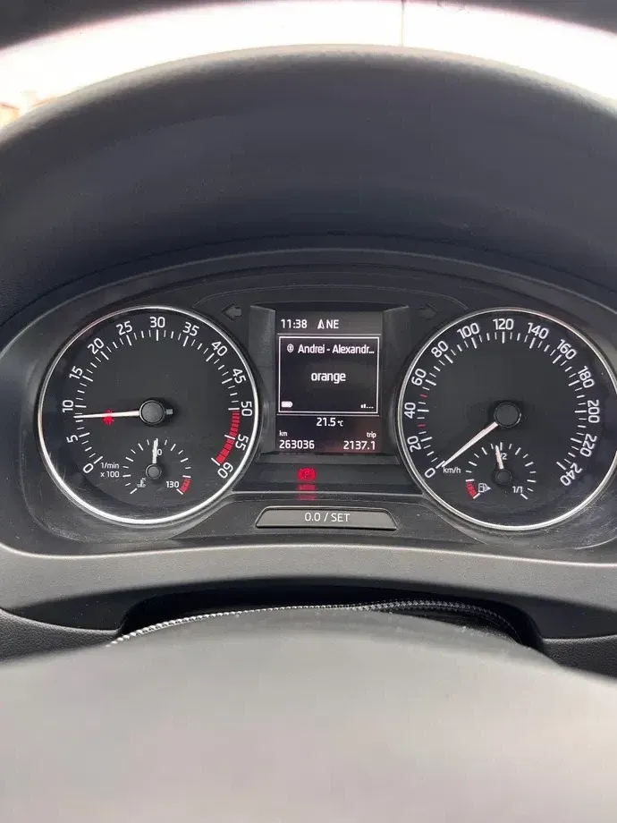 Škoda Rapid 1.6 TDI Ambition — imagine 6