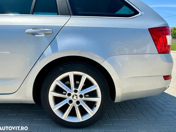 Škoda Octavia III 1.6 TDI DSG Style