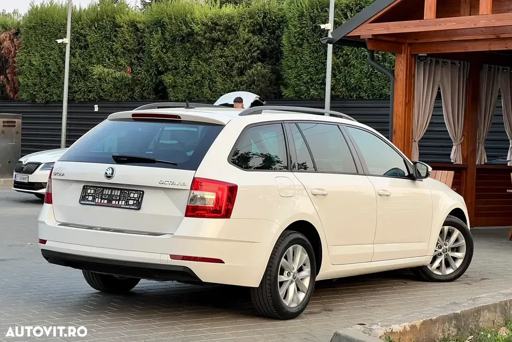 Škoda Octavia III 1.6 TDI DSG Ambition — imagine 4