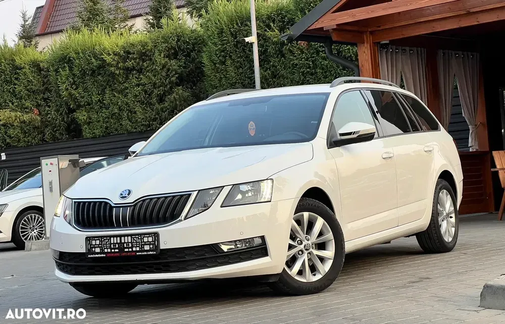 Škoda Octavia III 1.6 TDI DSG Ambition — imagine 2