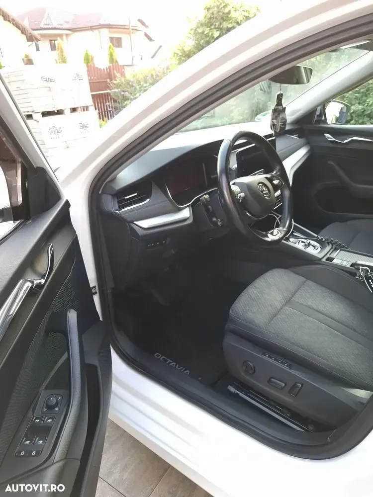 Škoda Octavia IV 2.0 TDI DSG Style — imagine 5