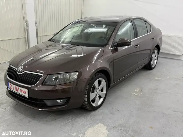 Škoda Octavia III 1.6 TDI ELEGANCE DSG
