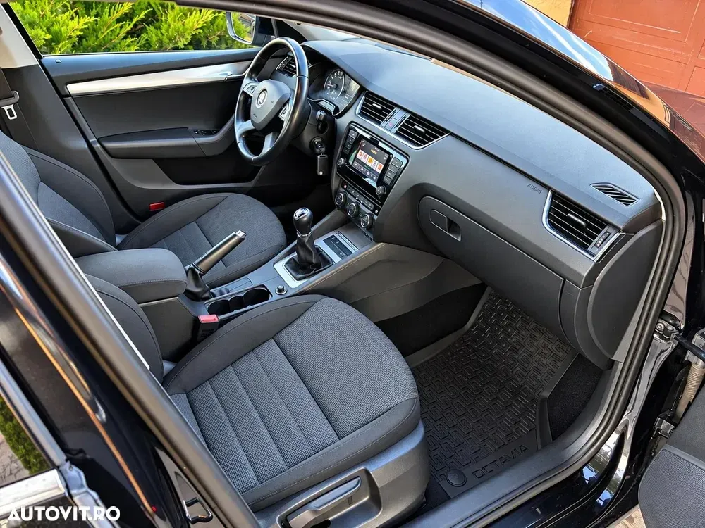 Škoda Octavia — imagine 6
