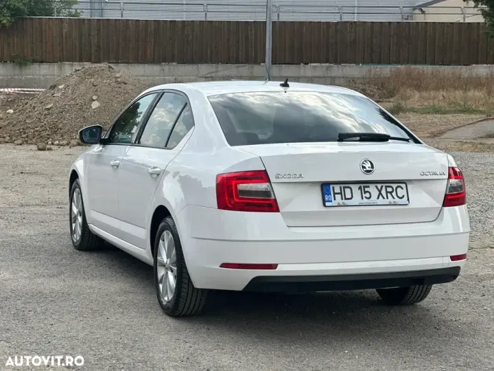 Škoda Octavia 1.6 TDI Premium Edition