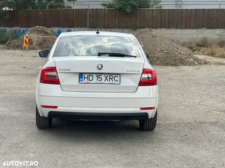 Škoda Octavia 1.6 TDI Premium Edition