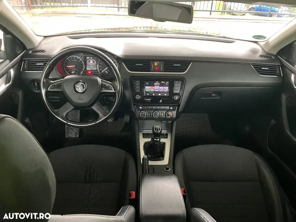 Škoda Octavia III — imagine 3