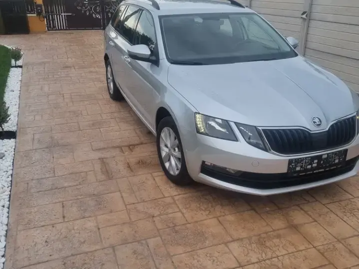 Škoda Octavia III 1.6 TDI Ambition