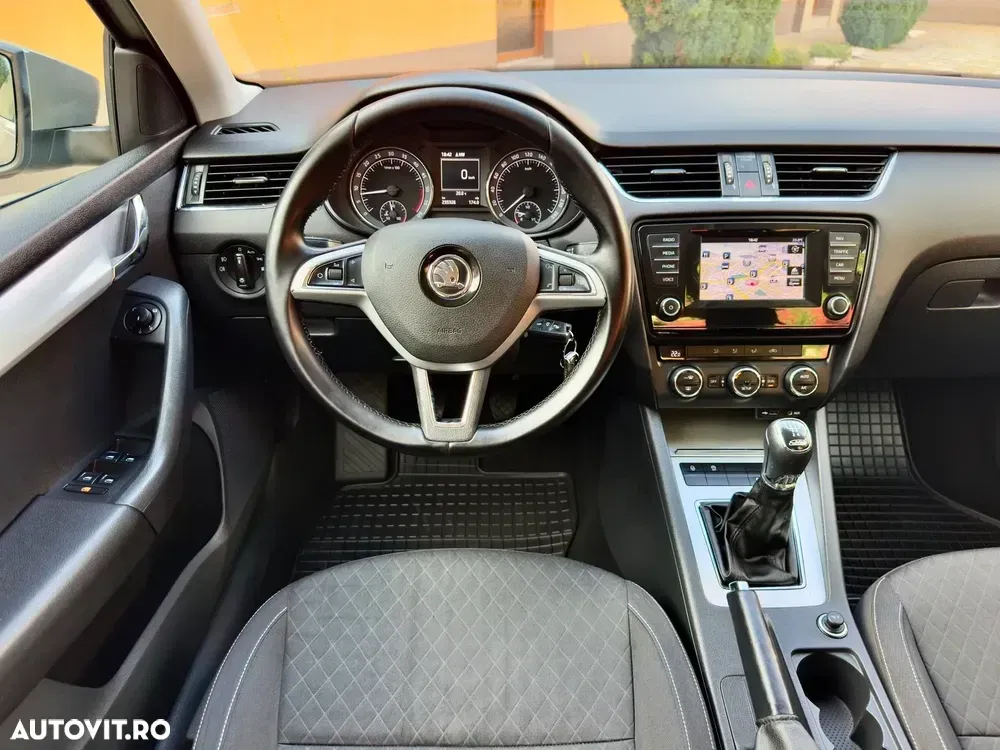 Škoda Octavia — imagine 6