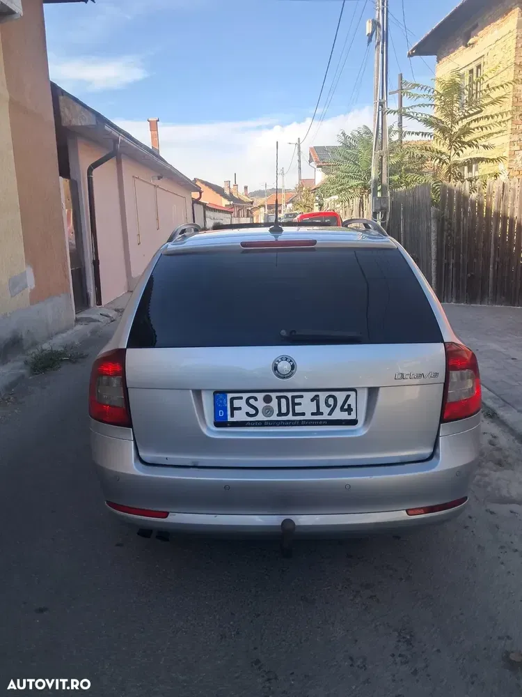 Škoda Octavia 2.0 TDI DPF DSG Sport Edition — imagine 5