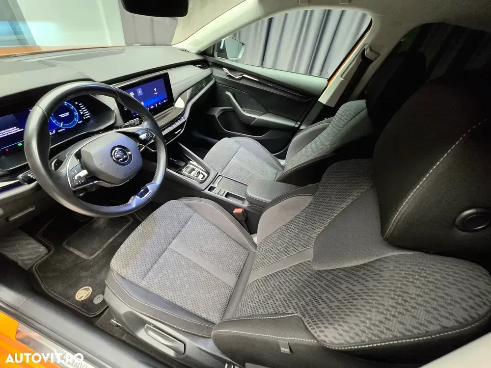 Škoda Octavia IV 2.0 TDI STYLE DSG — imagine 4