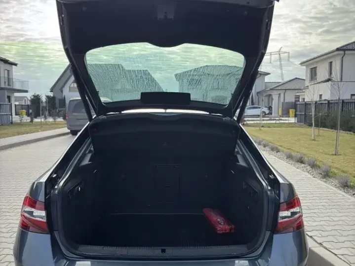 Škoda Superb III 2.0 TDI DSG Style
