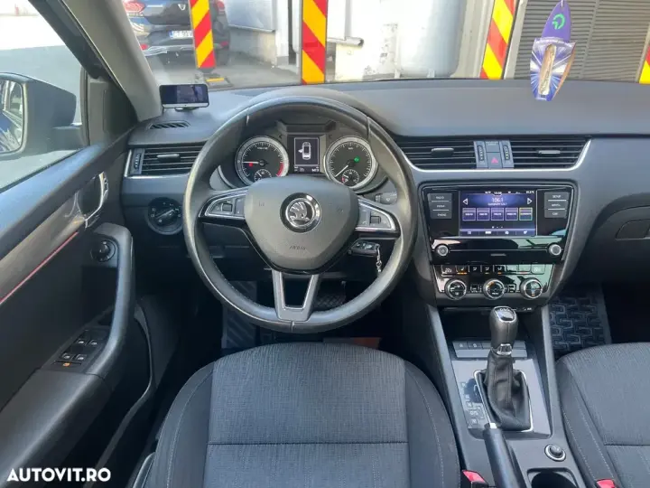 Škoda Octavia 1.6 TDI DSG Ambition