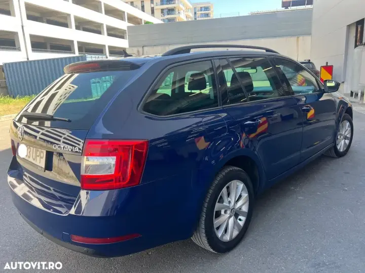 Škoda Octavia 1.6 TDI DSG Ambition