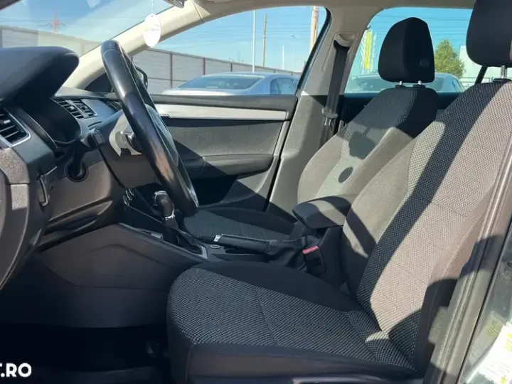 Škoda Octavia III 1.6 TDI DSG Ambition