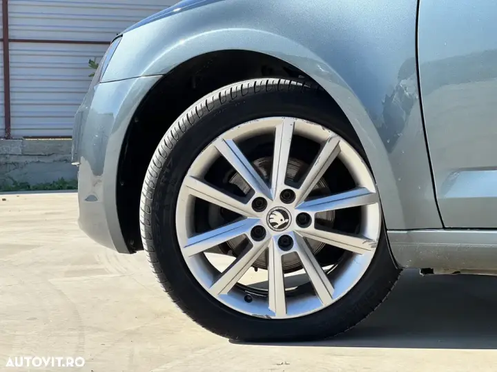 Škoda Octavia III 1.6 TDI DSG Ambition