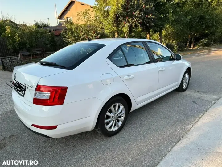 Škoda Octavia III 1.6 TDI AMBITION