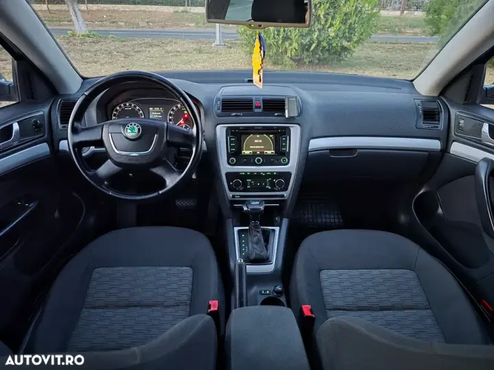 Škoda Octavia 1.6 TDI DPF DSG Elegance