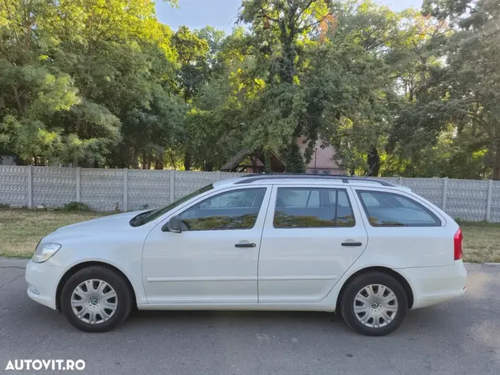 Škoda Octavia II 1.6 TDI Ambiente