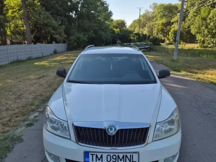 Škoda Octavia II 1.6 TDI Ambiente
