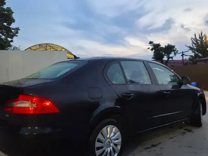 Škoda Superb II 1.6 TDI Greenline Active