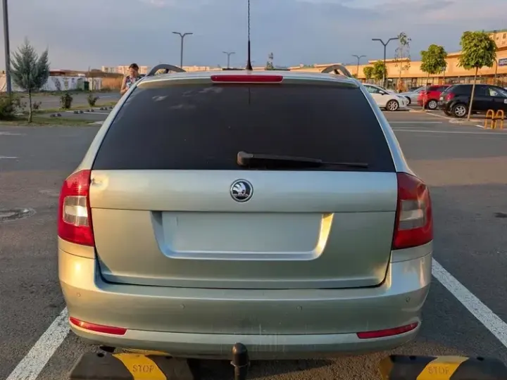 Škoda Octavia II 1.6 TDI Drive