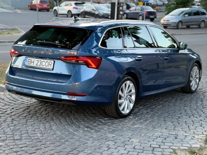 Škoda Octavia IV 2.0 TDI DSG Style