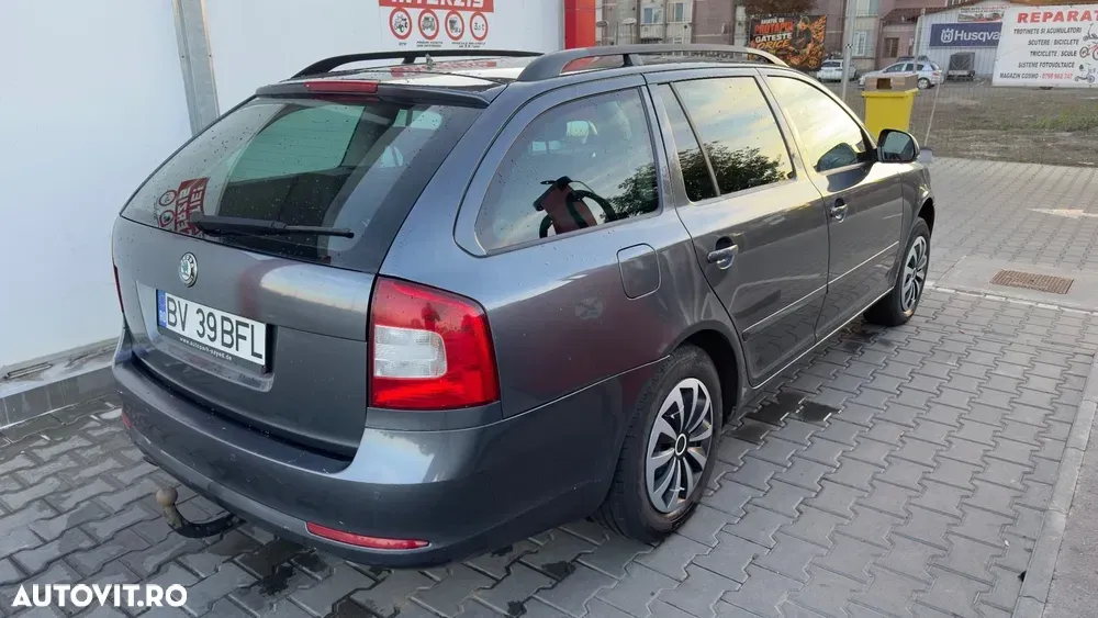 Škoda Octavia II 1.6 TDI DPF 4x4 Ambition — imagine 4