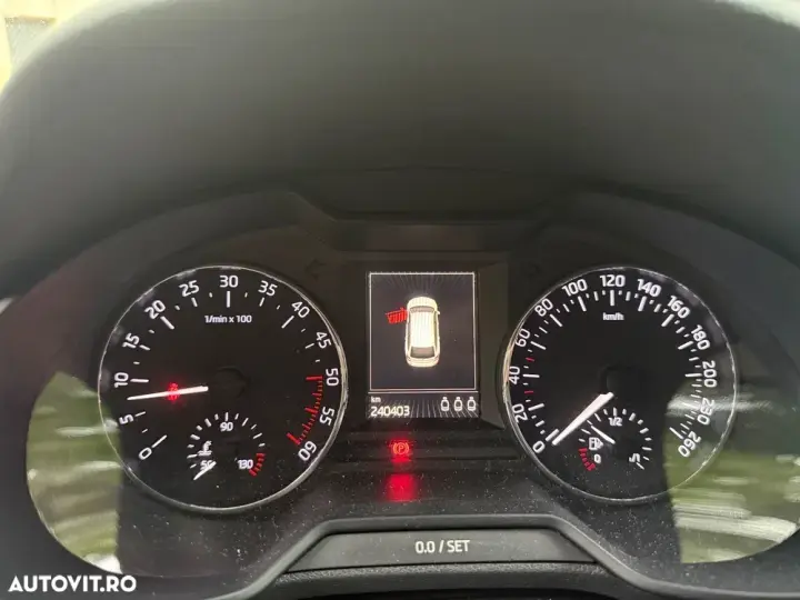 Škoda Octavia III 1.6 TDI DSG Ambition