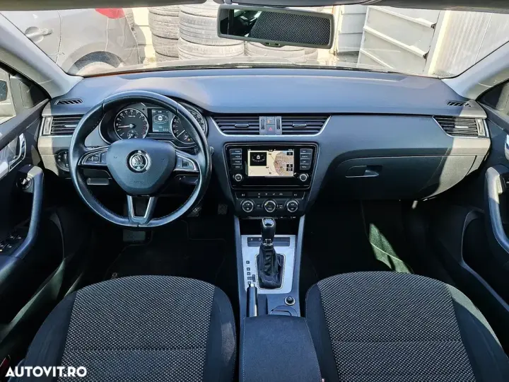 Škoda Octavia III 1.6 TDI DSG Style