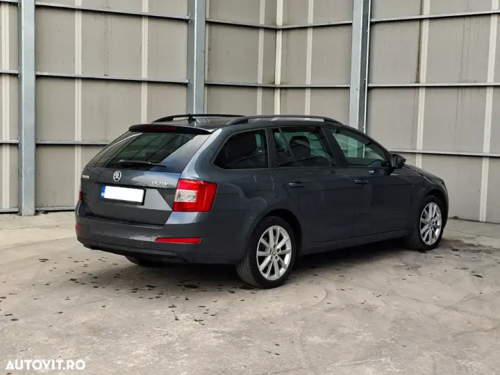 Škoda Octavia III 1.6 TDI DSG Style