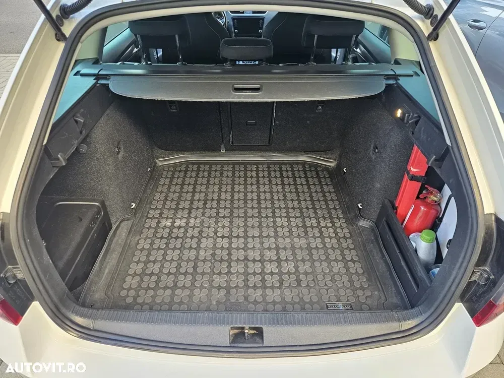 Škoda Octavia III 1.8 TSI DSG Style — imagine 5