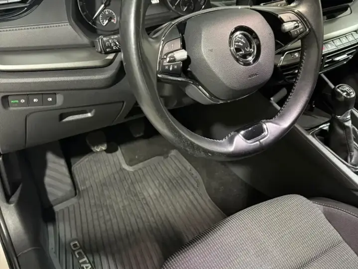Škoda Octavia IV 2.0 TDI Ambition