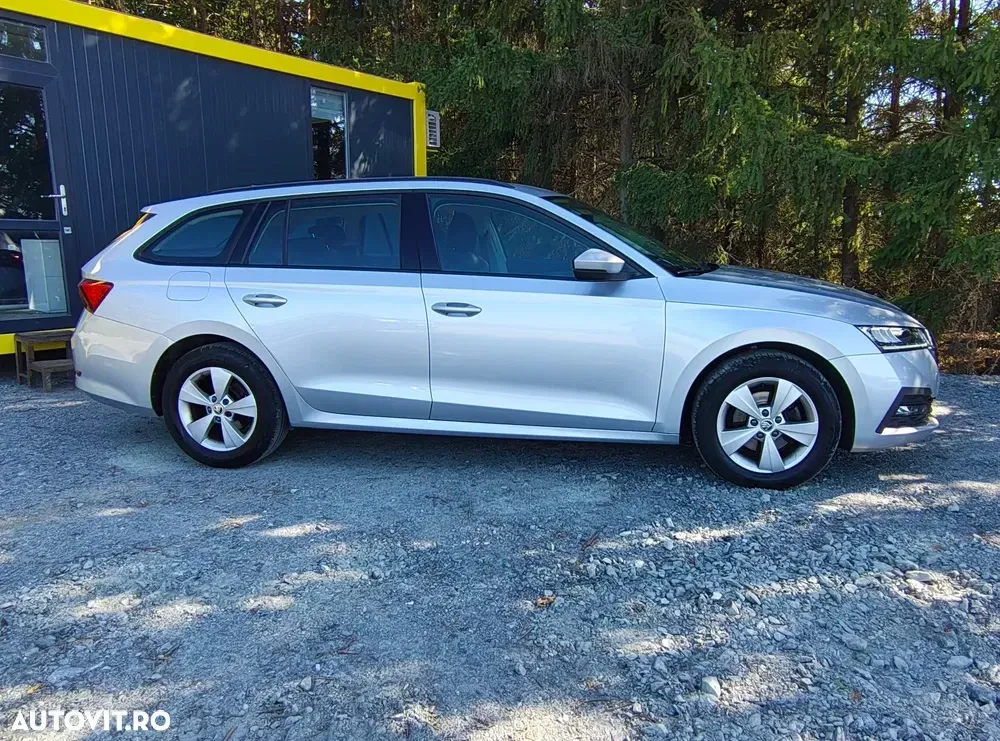 Škoda Octavia IV 2.0 TDI DSG Style — imagine 3