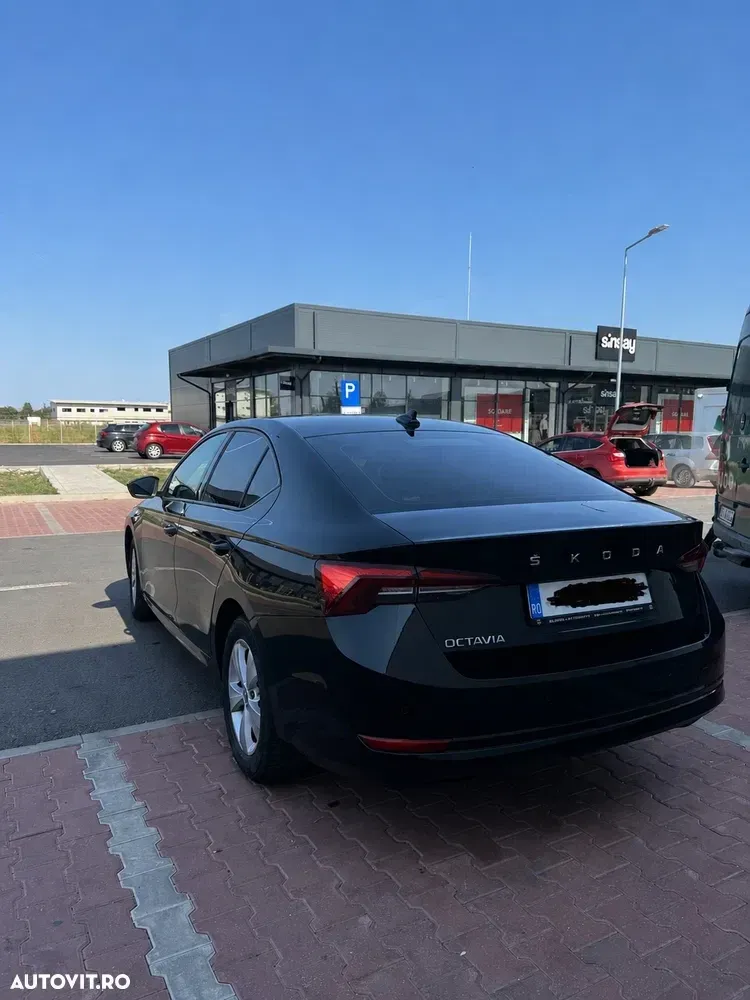 Škoda Octavia IV 2.0 TDI Ambition — imagine 4