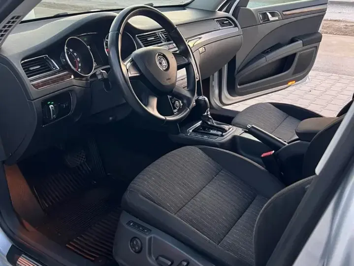 Škoda Superb II 2.0 TDI 4X4 Elegance