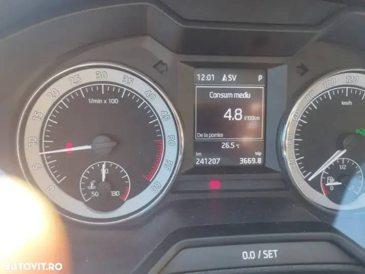Škoda Octavia III 2.0 TDI STYLE DSG