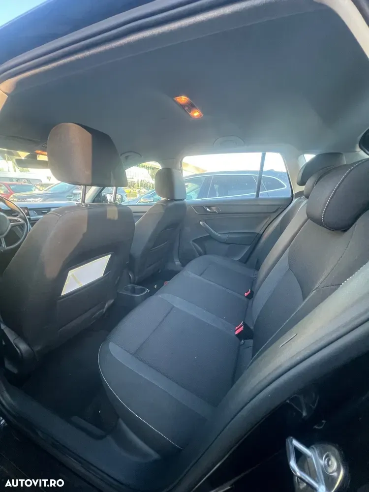 Škoda Rapid 1.4 TDI Ambition DSG — imagine 6