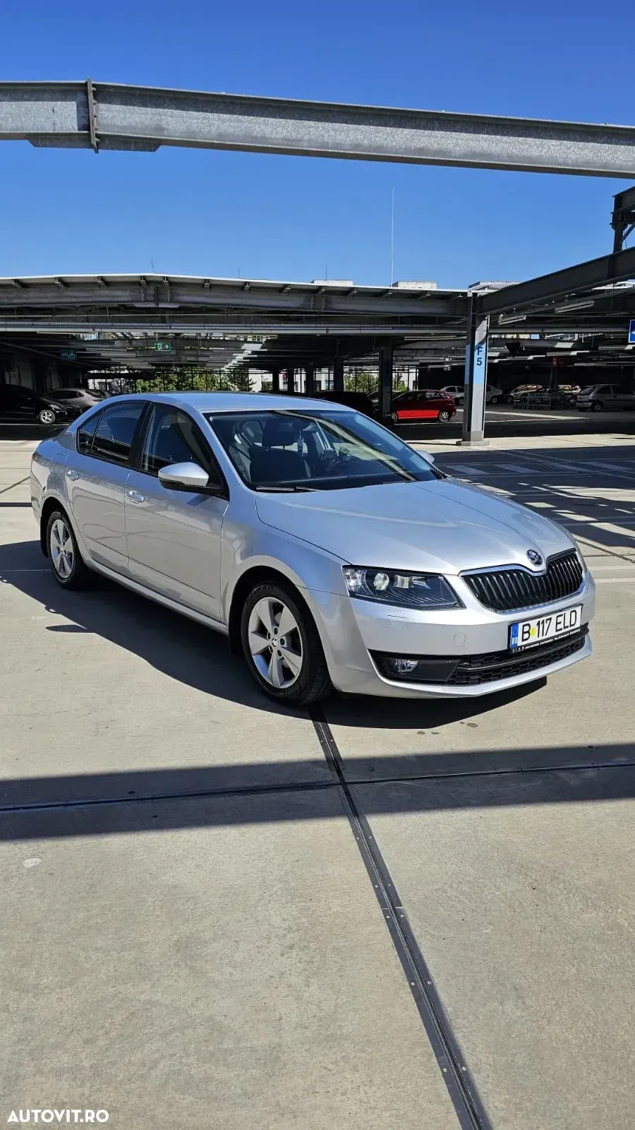 Škoda Octavia 1.6 TDI Style — imagine 4