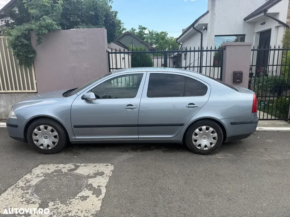 Škoda Octavia II 1.6 Ambiente — imagine 2