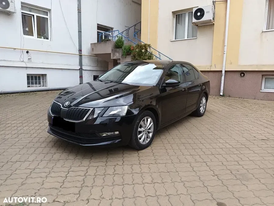 Škoda Octavia 2.0 TDI DSG Ambition — imagine 3