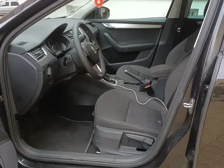Škoda Octavia 2.0 TDI DSG Ambition